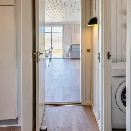 Ve238-vejers-strand-bjaergevej-7 * Vejers